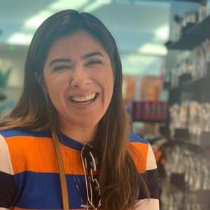 Meet your Posher, Renata